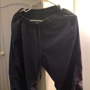 UA grey Pull on jogging pants.